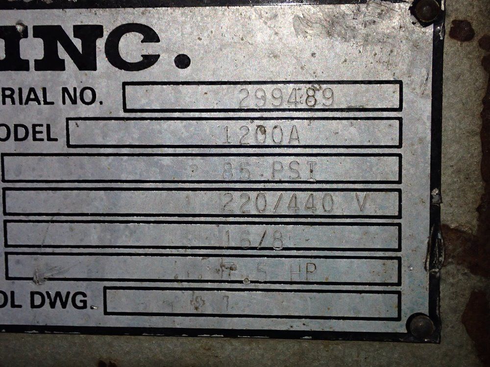 Hem Inc 14" X 18" Horizontal Band Saw