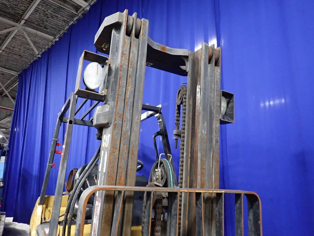 Caterpillar C6000 Propane Forklift - C6000