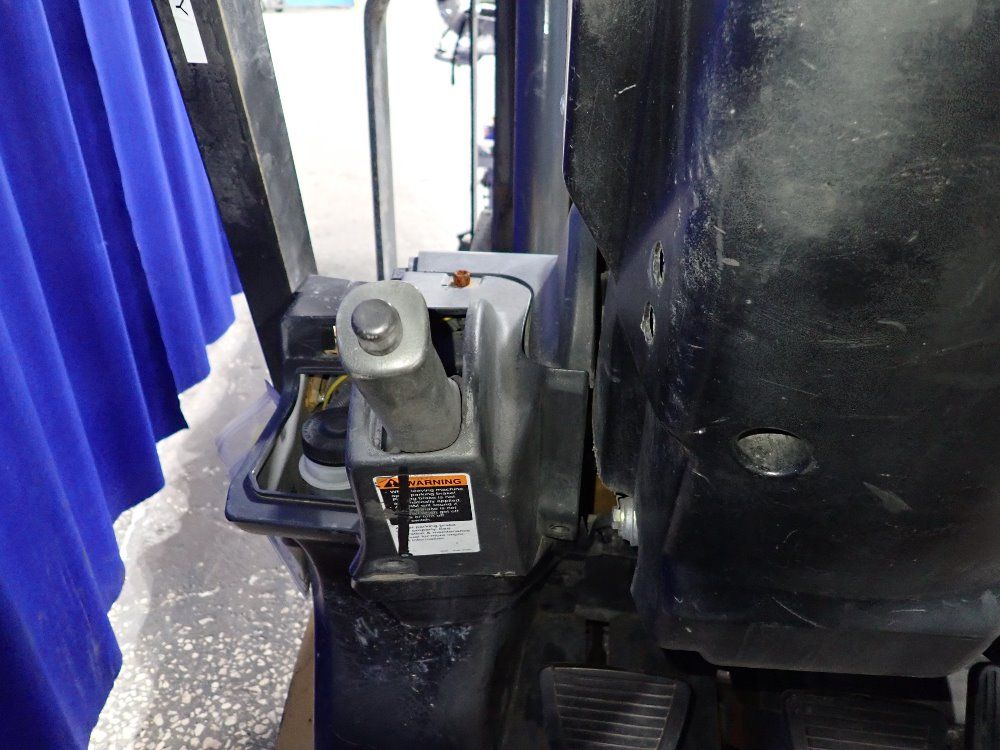 Caterpillar C6000 Propane Forklift - C6000