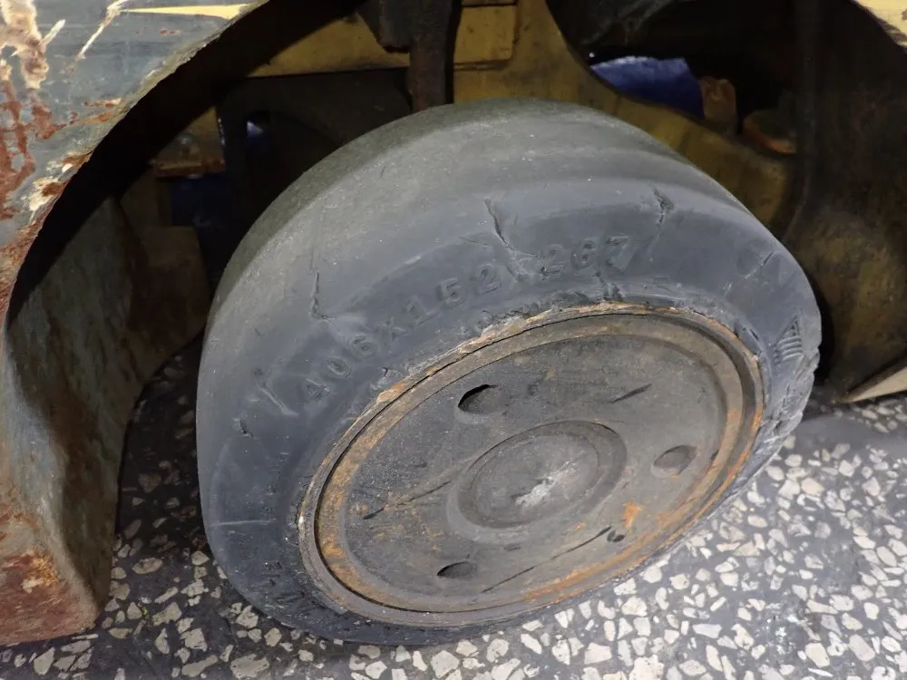 Caterpillar C6000 Propane Forklift - C6000