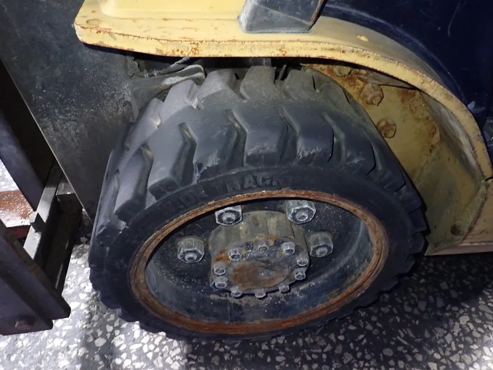 Caterpillar C6000 Propane Forklift - C6000