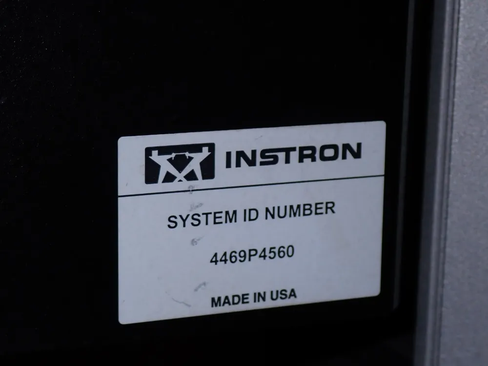 Instron Instron 4469 Universal Testing Machine