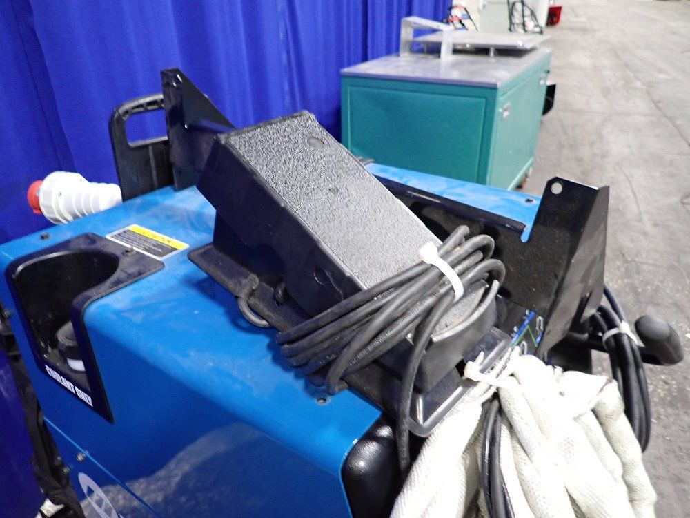 Miller 250 Amp Syncrowave 250 Dx Welder - Syncrowave 250 Dx