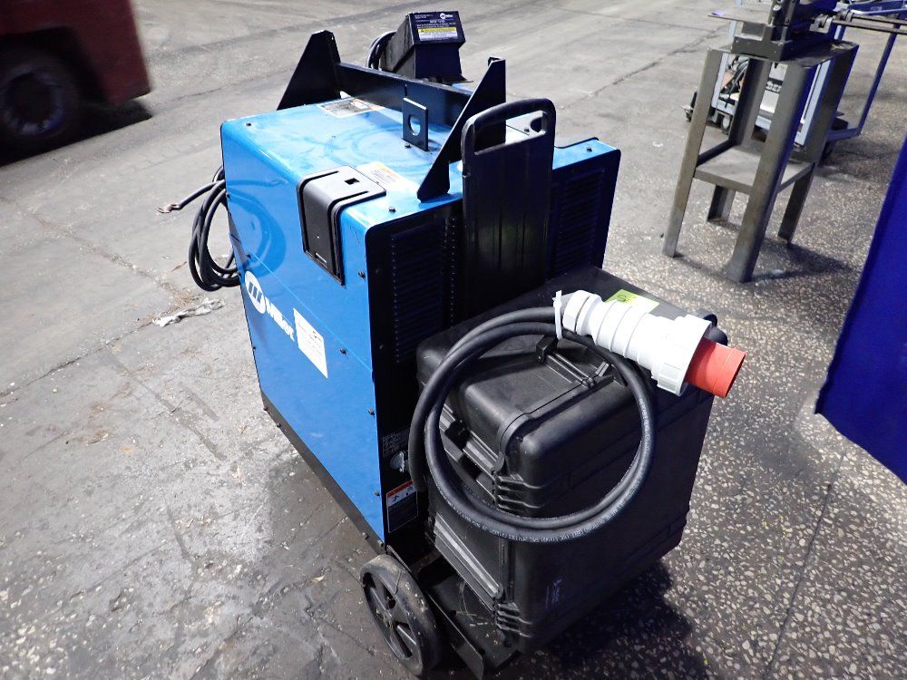 Miller 250 Amp Syncrowave 250 Dx Welder - Syncrowave 250 Dx