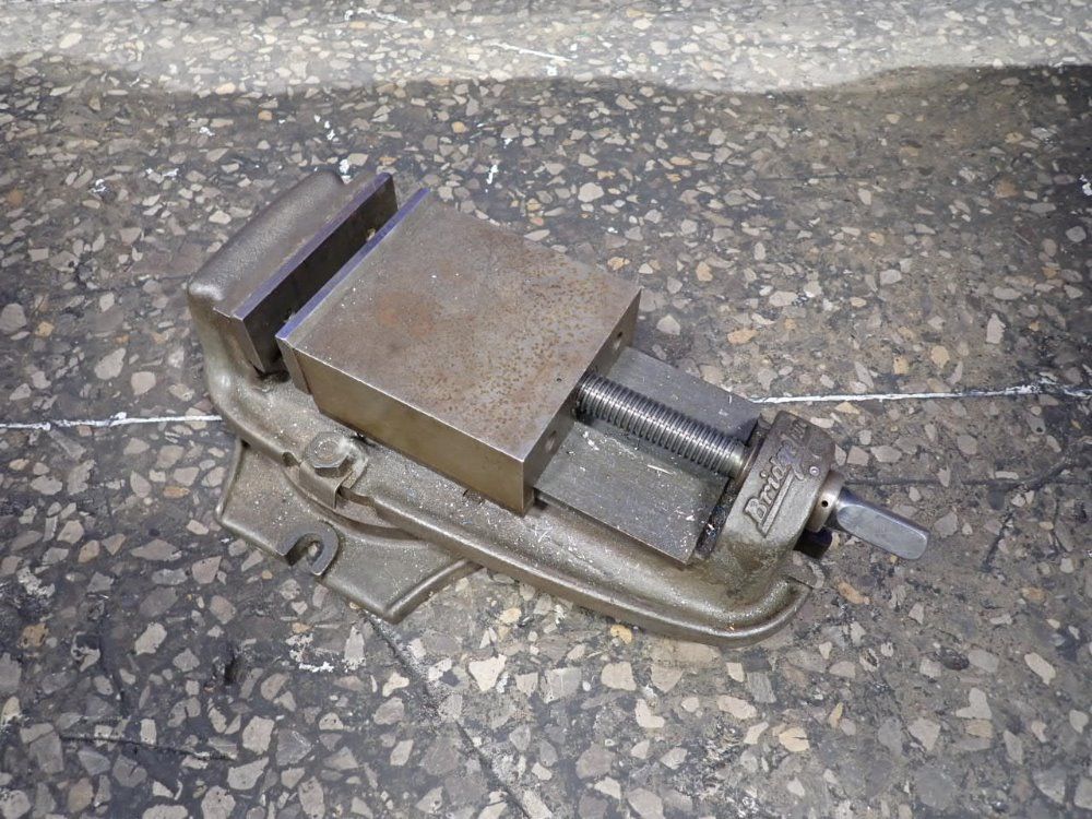 Bridgeport 6 Vise
