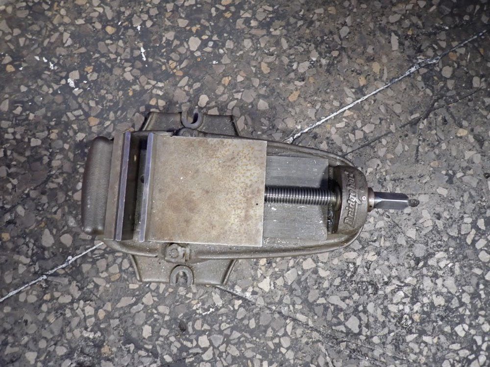 Bridgeport 6 Vise