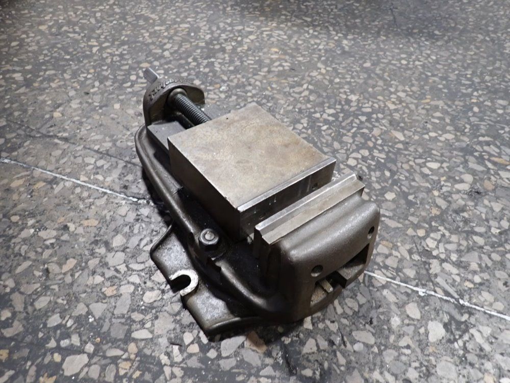 Bridgeport 6 Vise