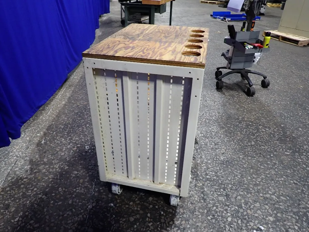20"x24" Custom Tool Cart
