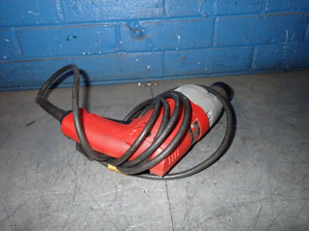 Milwaukee Hole Shooter