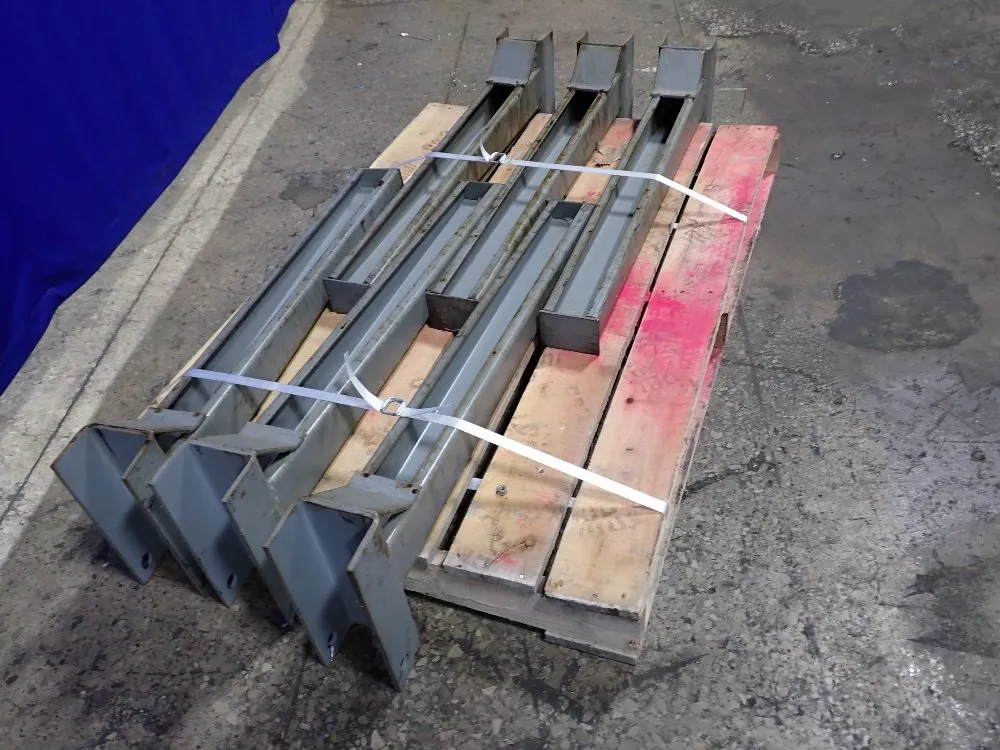  Cantilever Rack Arms