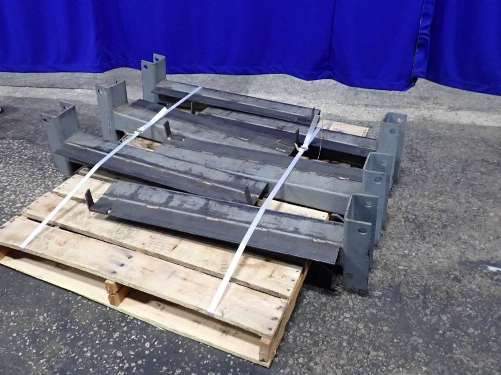  Cantilever Rack Arms