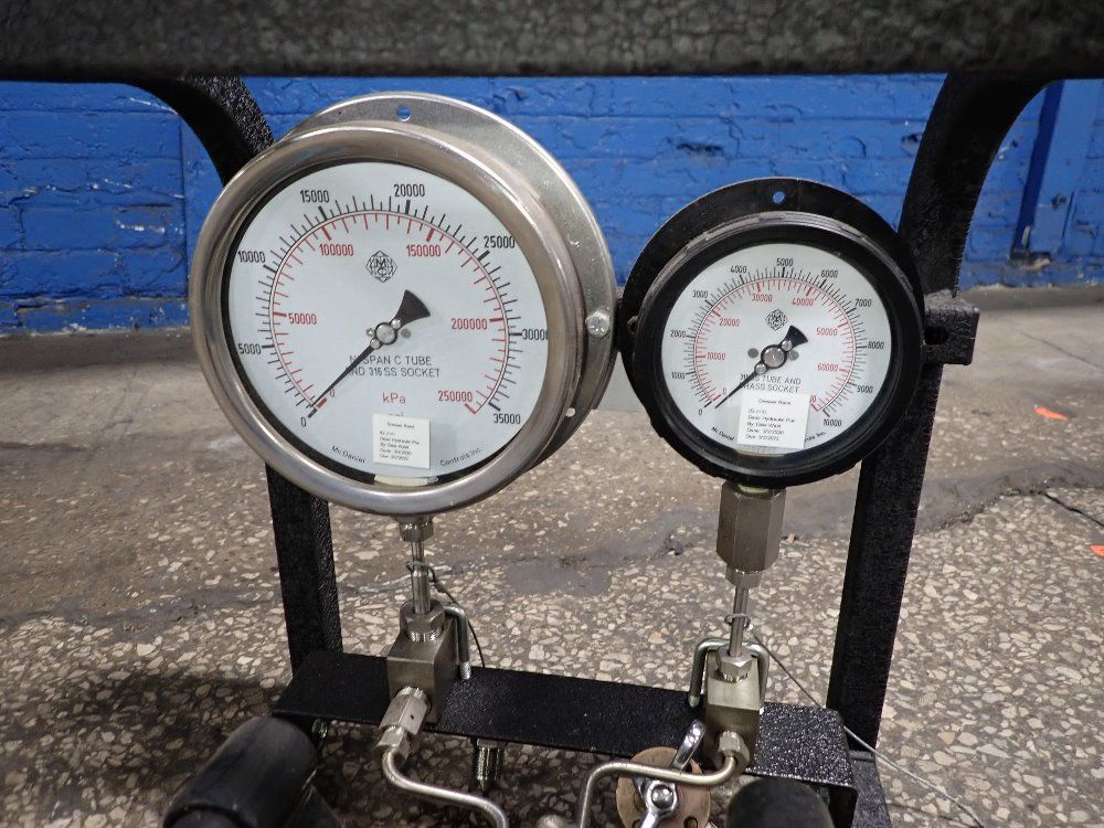 Rivehawk Hydraulic Pump - 2300066-ph4953