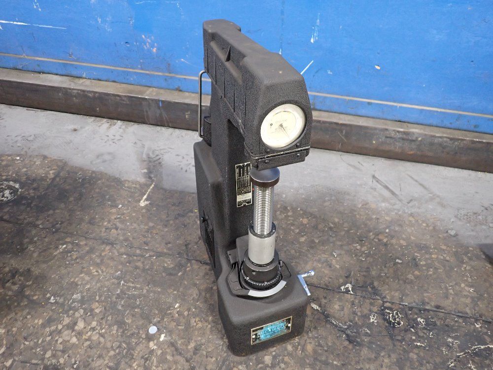Rockwell Hardness Tester