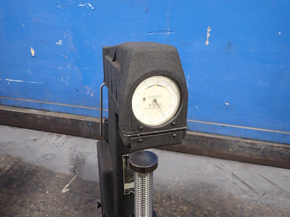 Rockwell Hardness Tester