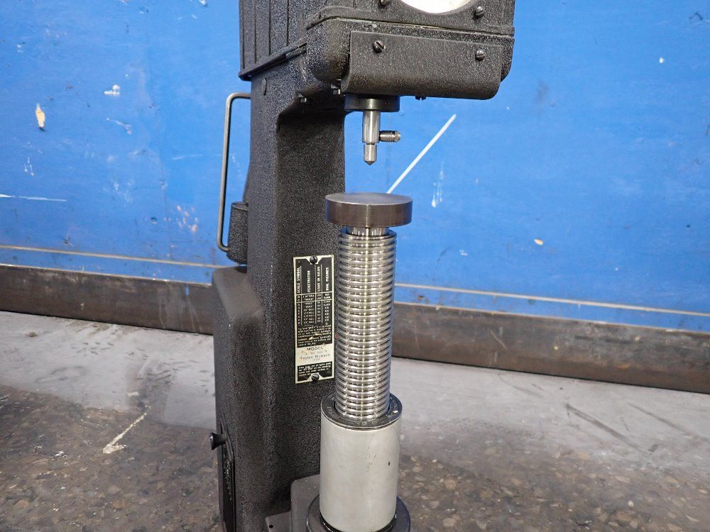 Rockwell Hardness Tester