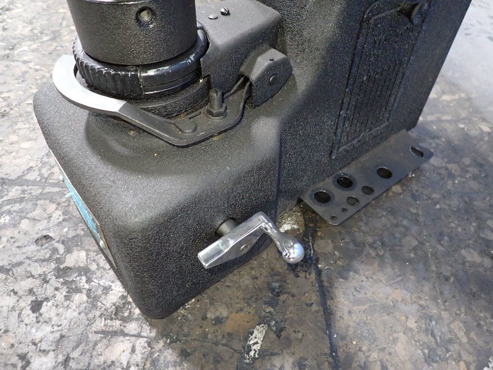 Rockwell Hardness Tester