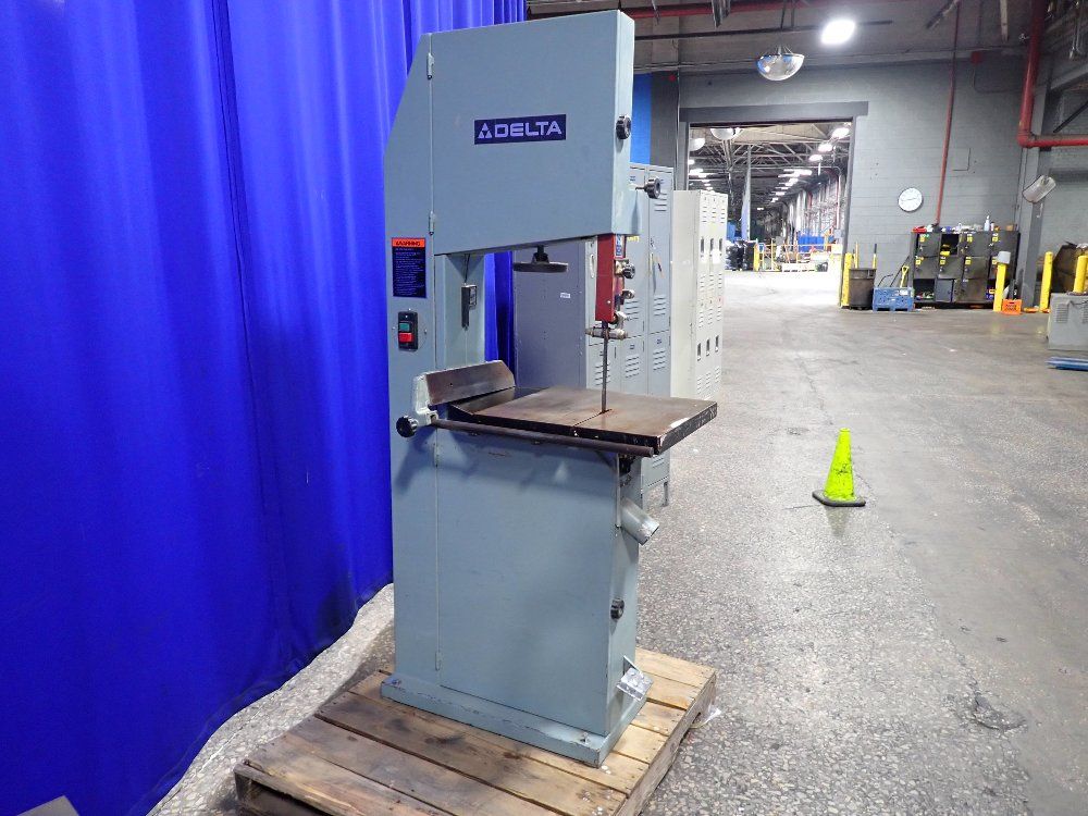 Delta 19" Throat 28-641 Vertical Bandsaw - 28-641