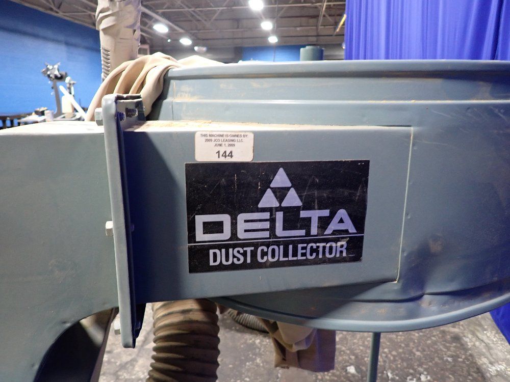 Delta Dust Collector