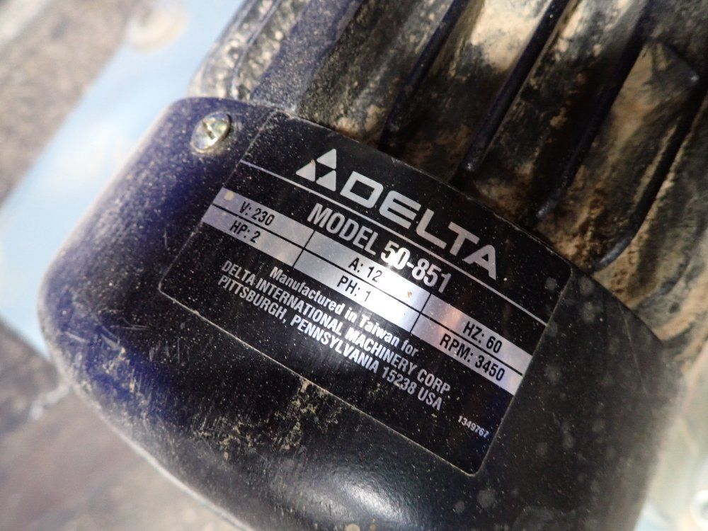 Delta Dust Collector