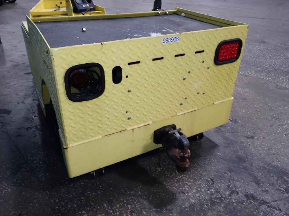 Cushman 650 Lbs Electric Tug Cart - Ac Tug Non Ul/662554g01