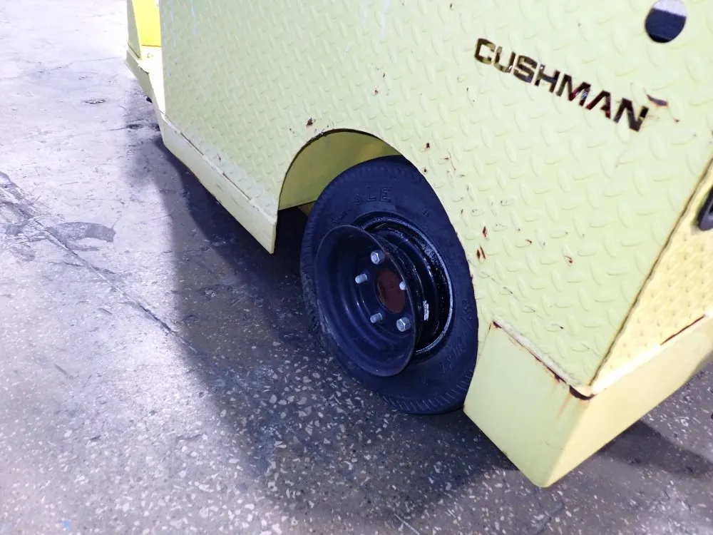 Cushman 650 Lbs Electric Tug Cart - Ac Tug Non Ul/662554g01