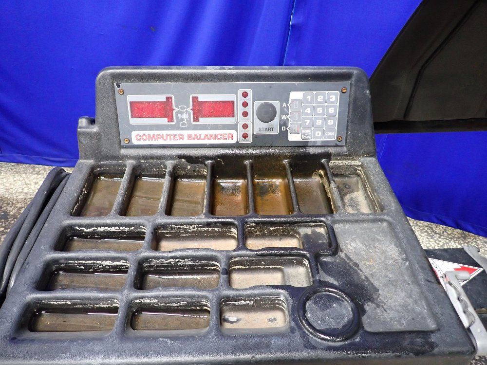 Coats 40" 850 Tire Balancer - 850