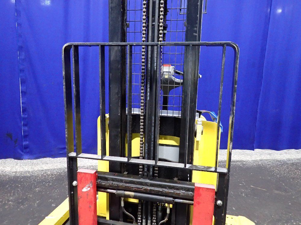 Hyster 2300 Lbs W25za2 Electric Walk Behind Forklift - W25za2