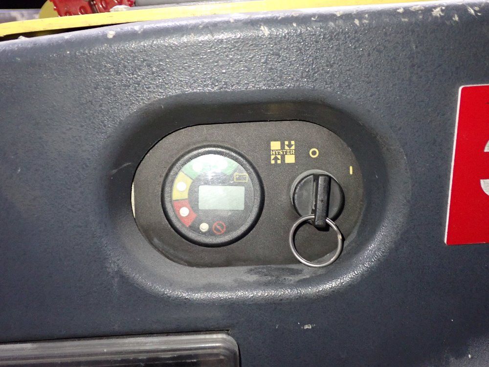 Hyster 2300 Lbs W25za2 Electric Walk Behind Forklift - W25za2