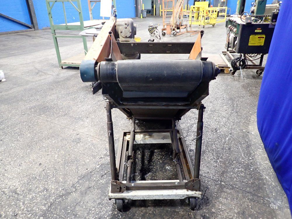 Hytrol Incline Belt Conveyor