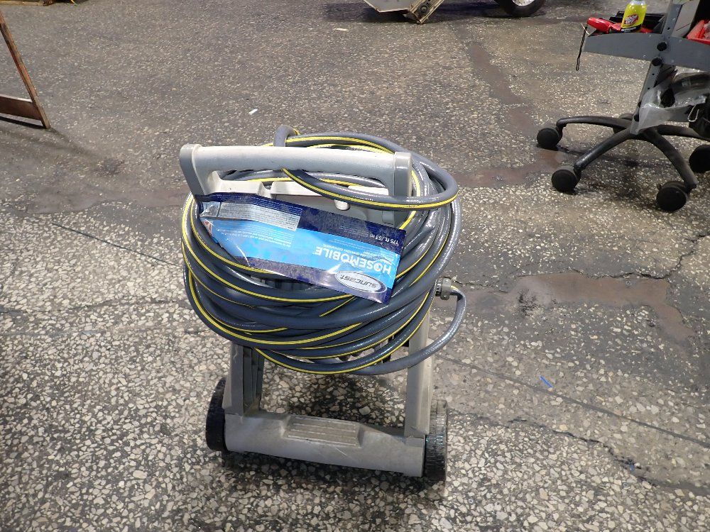 Suncast Hose Wreel