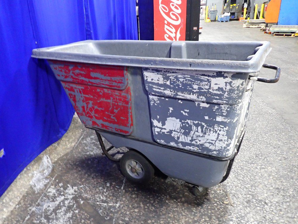 Rubbermaid Utility Cart