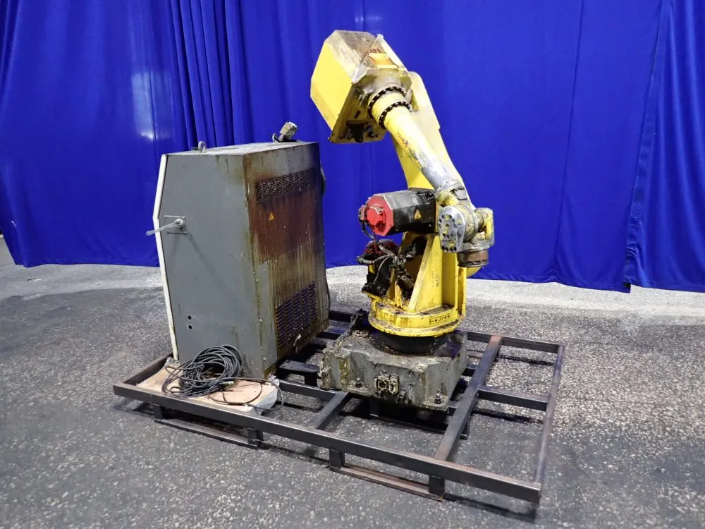 FANUC M-710IB ROBOT