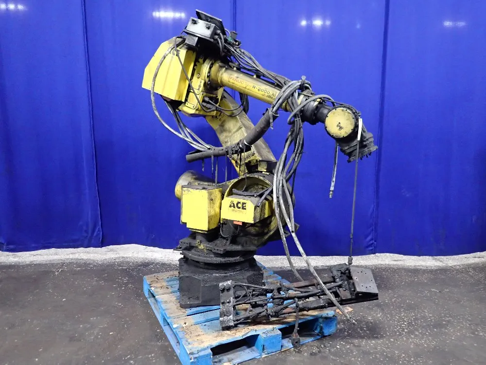 Fanuc Fanuc R2000ia 165f Robot