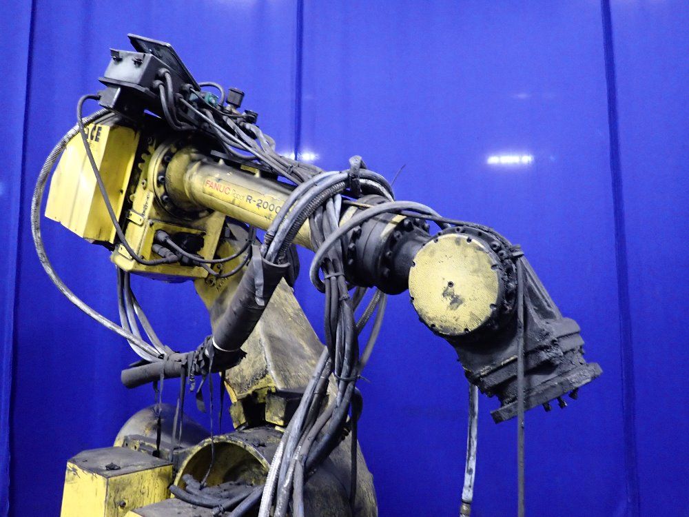 Fanuc Fanuc R2000ia 165f Robot