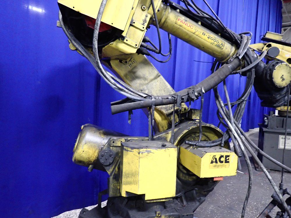 Fanuc Fanuc R2000ia 165f Robot