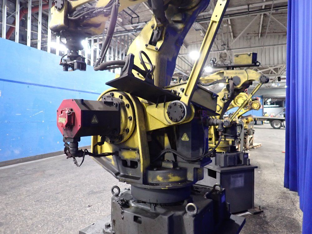 Fanuc 2003 Fanuc M420ia Robot