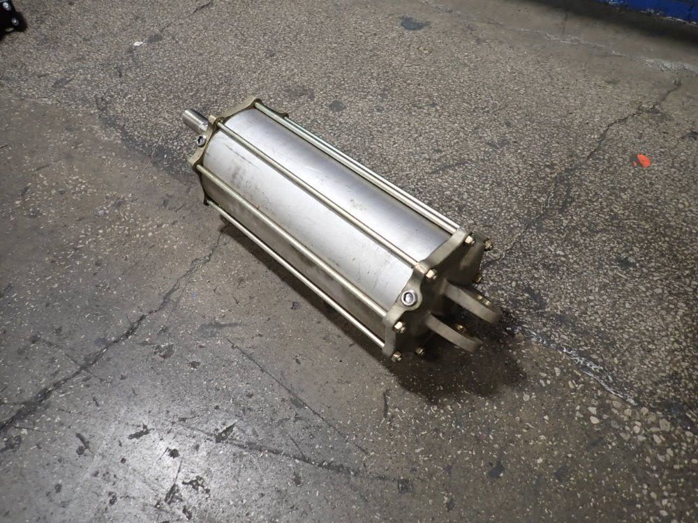  Cylinder
