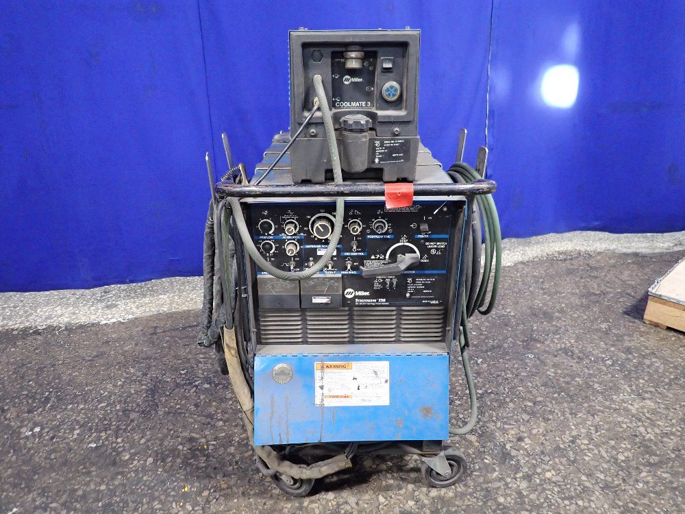 Miller 250 Amp Welder - Syncrowave 250