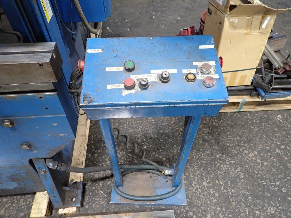 Hydrapower 1994 Hydrapower Dh13010 Press Brake