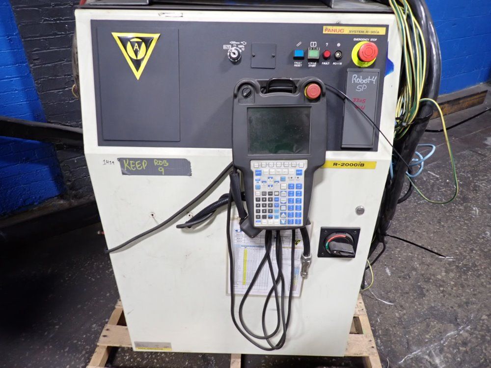 Fanuc 2014 Fanuc R2000ib165f Robot