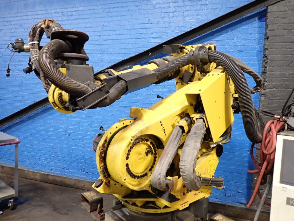 Fanuc 2014 Fanuc R2000ib165f Robot