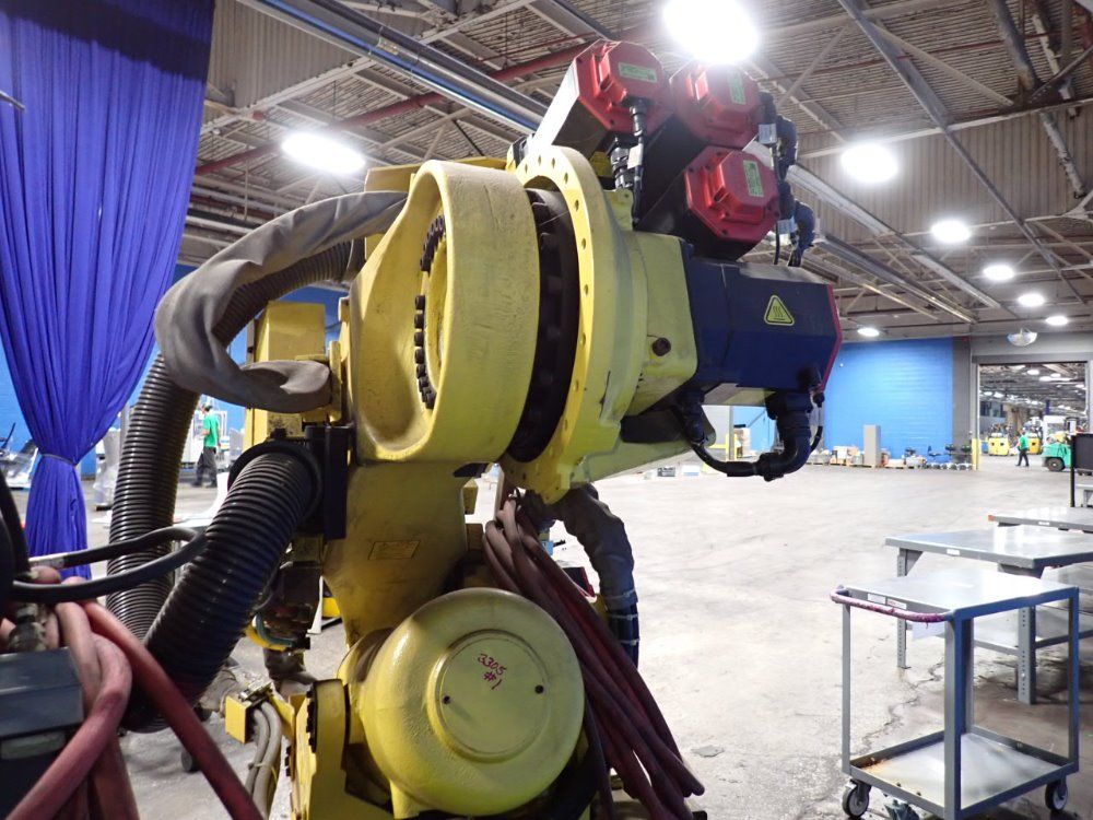 Fanuc 2014 Fanuc R2000ib165f Robot