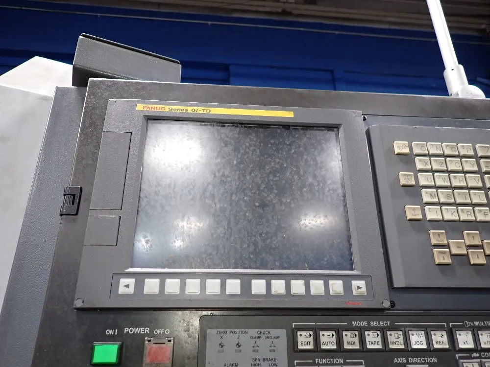 Dmc 2013 Dmc Dl 30 Cnc Lathe - Dl 30