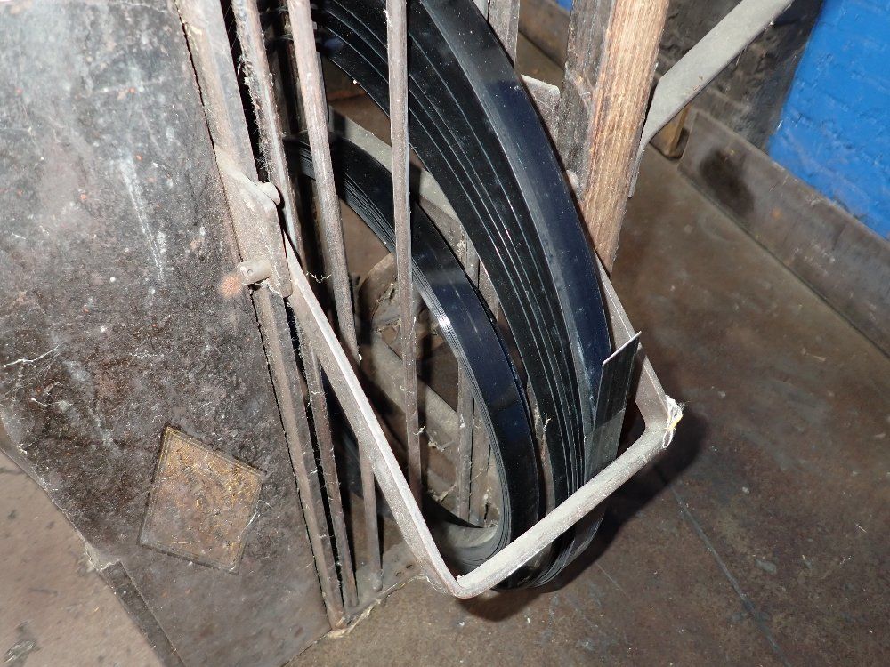  Banding Cart