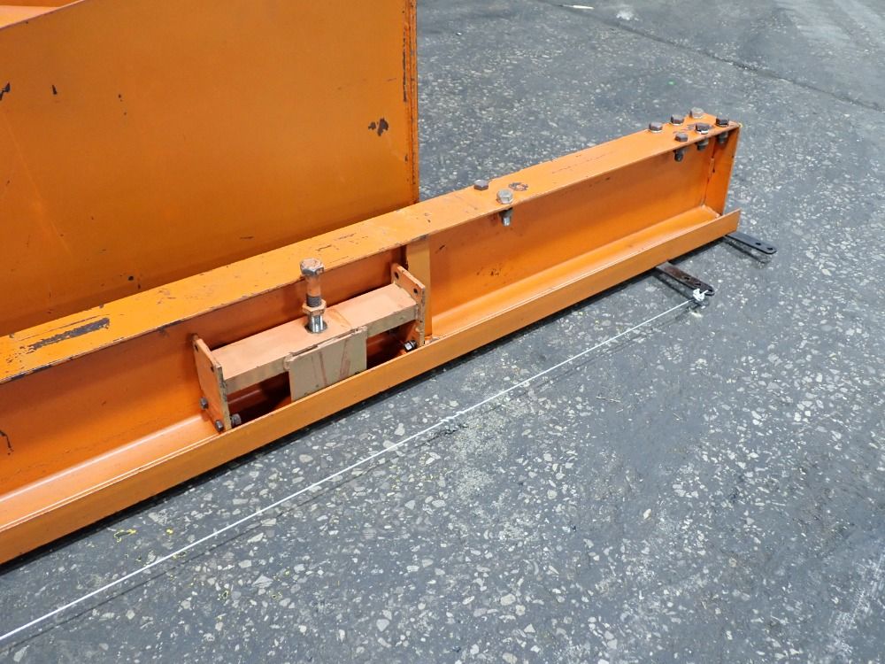 Cleveland Beacon Jib Crane
