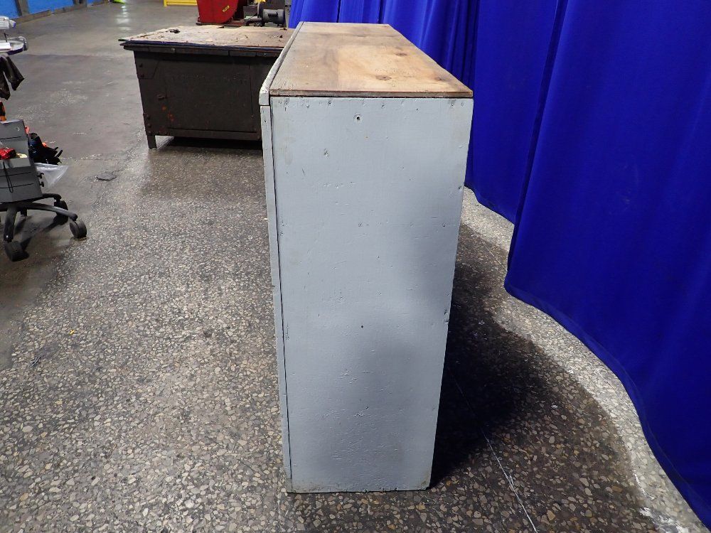  Shelving Unit