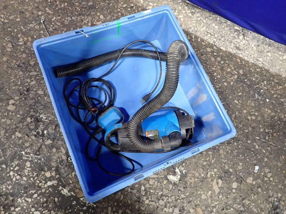 Chicago Electric Power Tools Submersible Pump