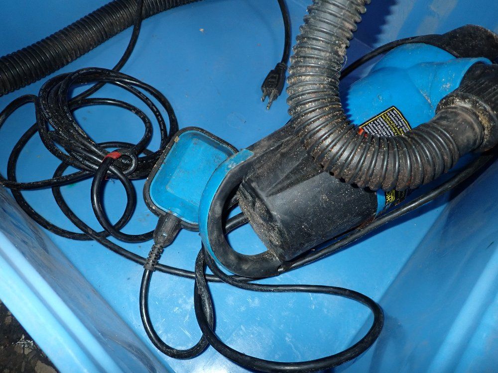 Chicago Electric Power Tools Submersible Pump