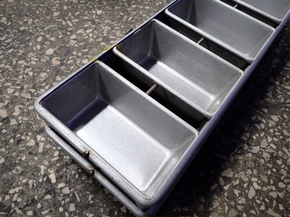  Tray Racks