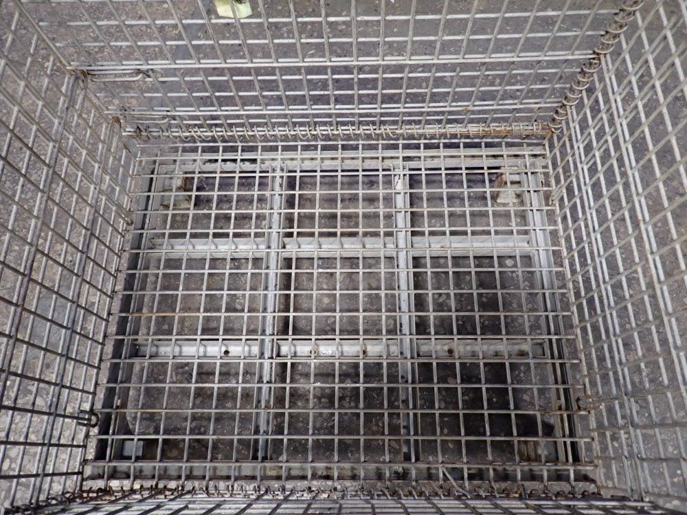  Collapsible Wire Basket